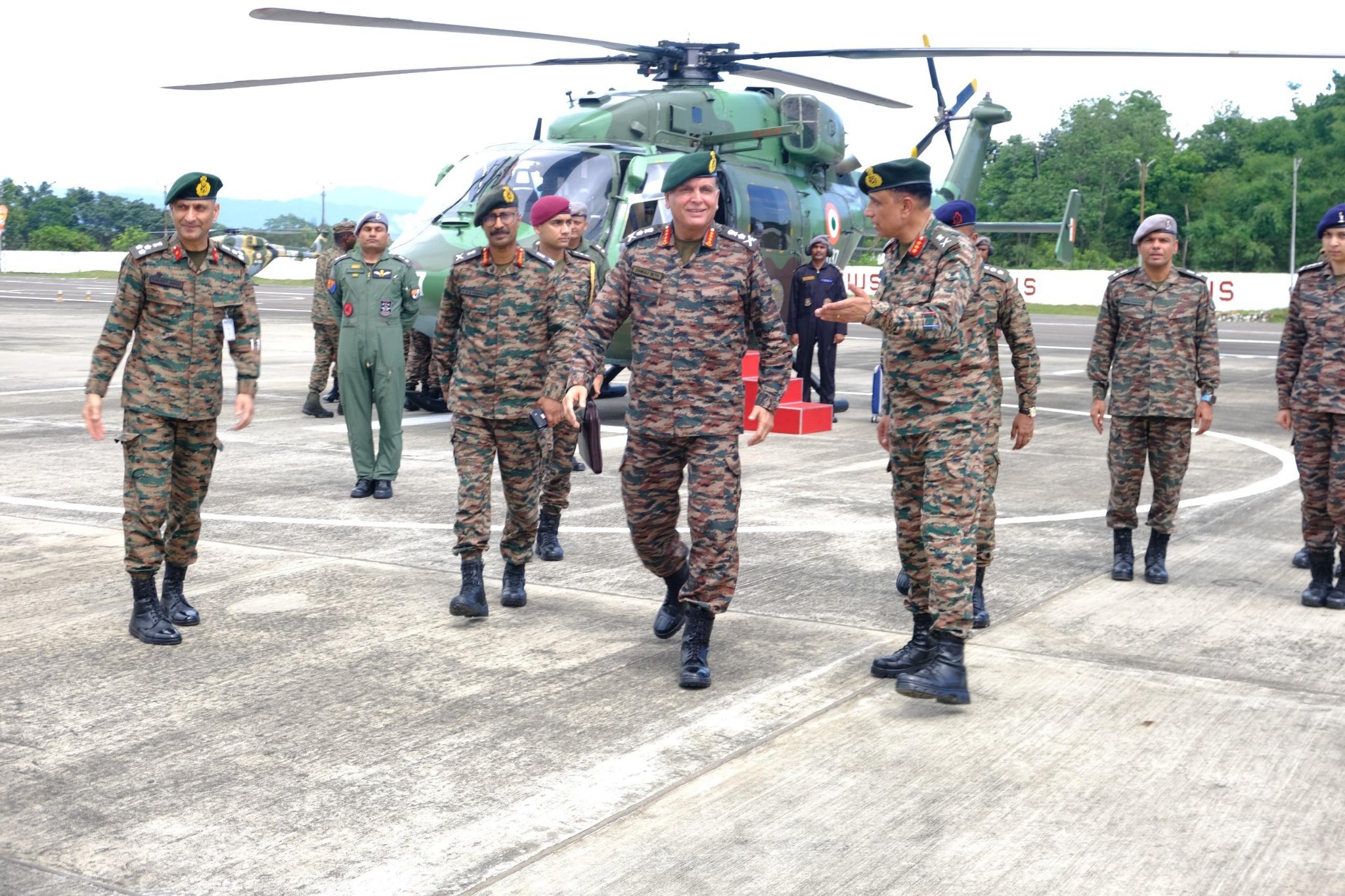 Army Chief pays visit to Tezpur-based Gajraj Corps under Eastern Command