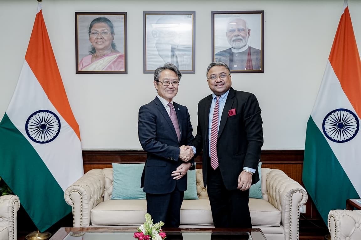Outgoing FAO India representative calls on MEA Secretary