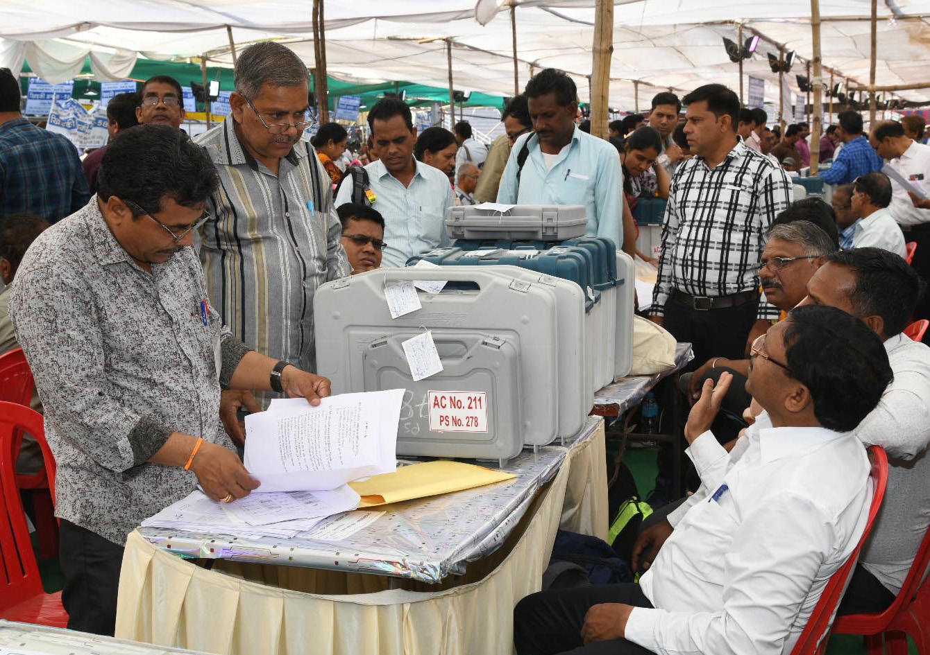727 out of 2,534 candidates in MP crorepatis, up by 5% as compared to 656 out of 2,716 in 2018 polls: Report
