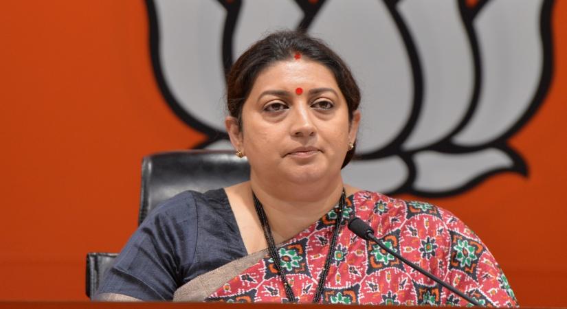 'i Am Not As Communal As I Am Made Out To Be': Smriti Irani's Swipe At Oppn 'i Am Not As Communal As I Am Made Out To Be': Smriti Irani's Swipe At Oppn-TeluguStop.com