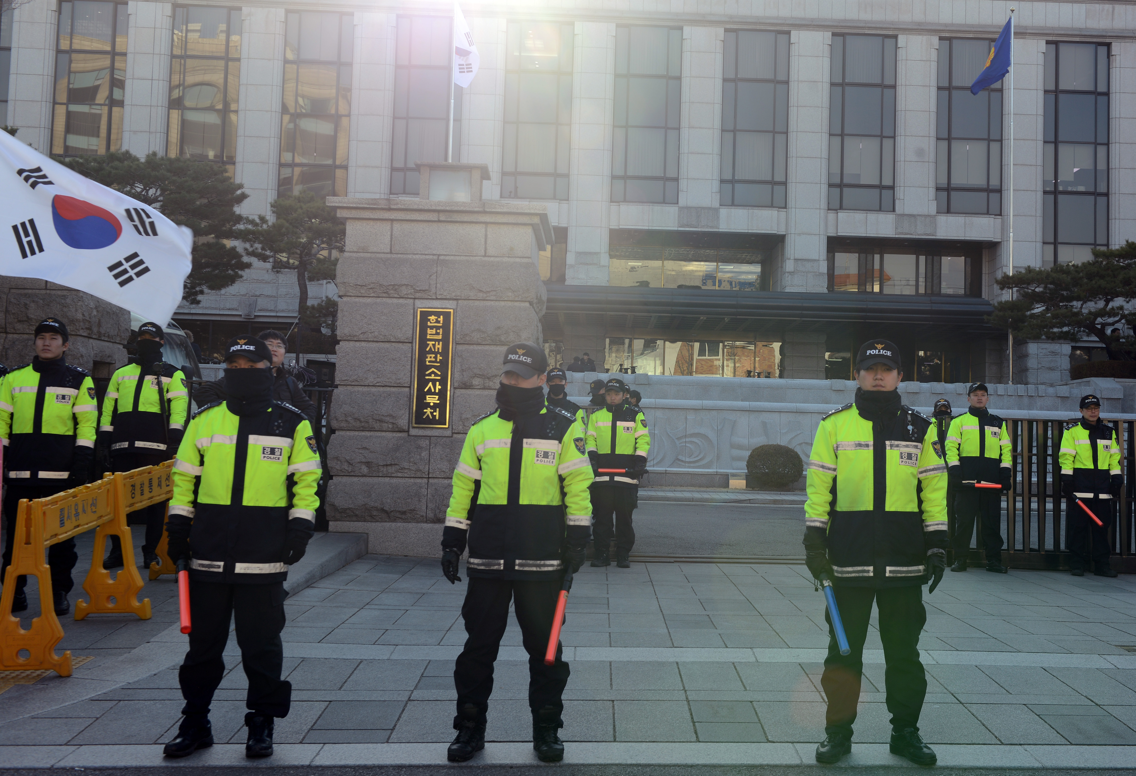 South Korea: Police seek arrest warrant for woman over solo blockade of vote counting centre
