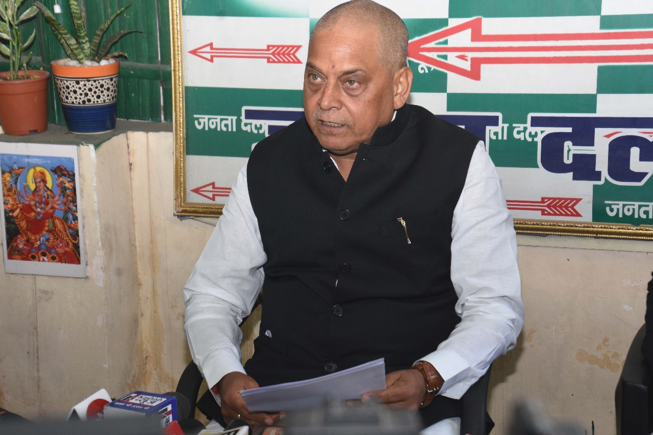 JD-U MLC claims Pakistan much better than India in many aspects
