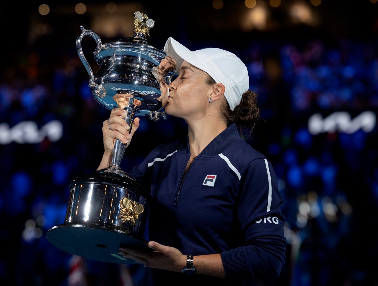 World No.1 women's tennis player Ashleigh Barty announces shock retirement