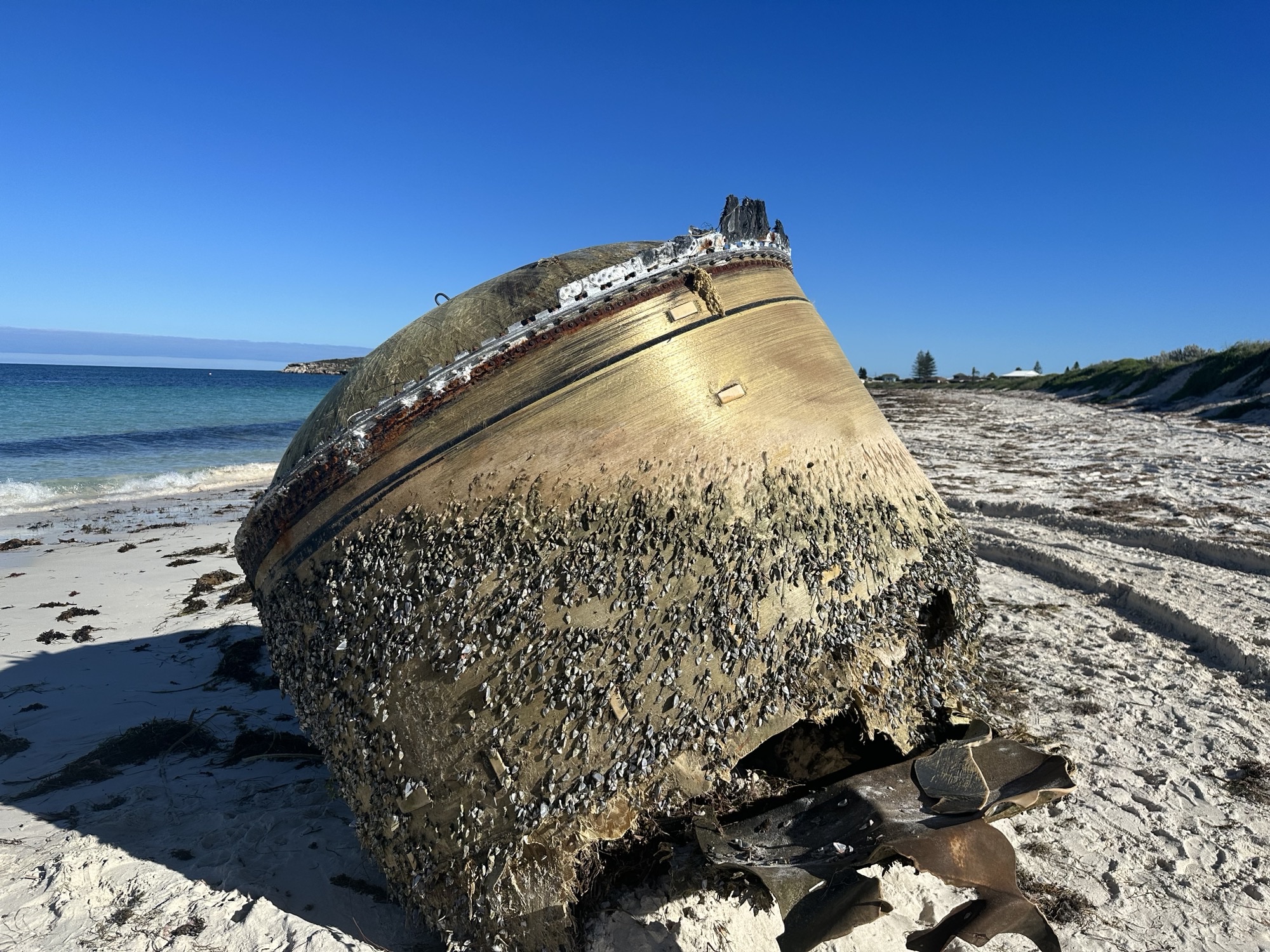  Mystery Object On Beach Most Likely Indian Rocket Debris: Australian Space Agenc-TeluguStop.com