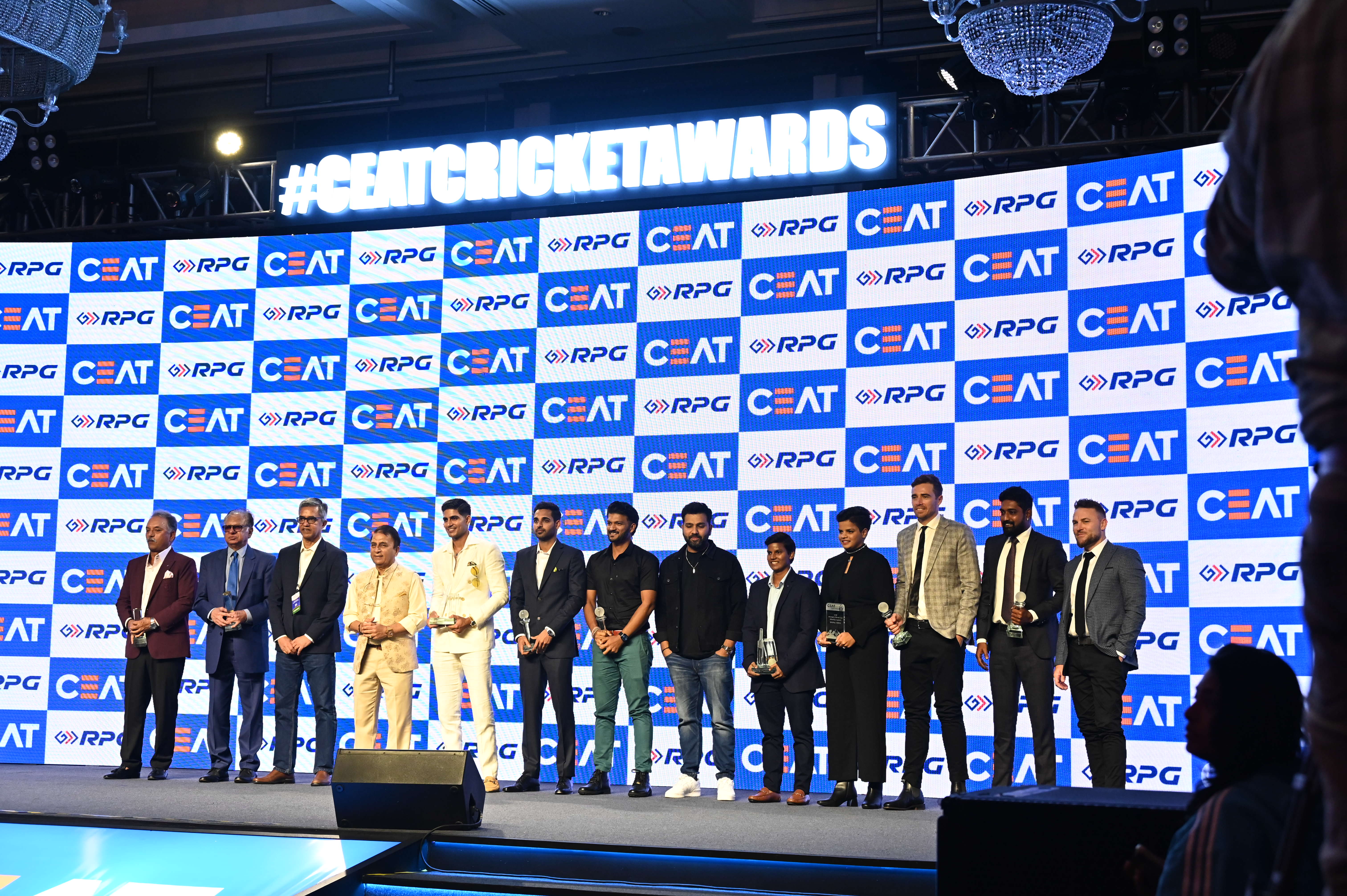Shubman Gill bags three awards, SKY named T20 Player of the Year; Deepti Sharma is best women player Shubman Gill bags three awards, SKY named T20 Player of the Year; Deepti Sharma is best women player