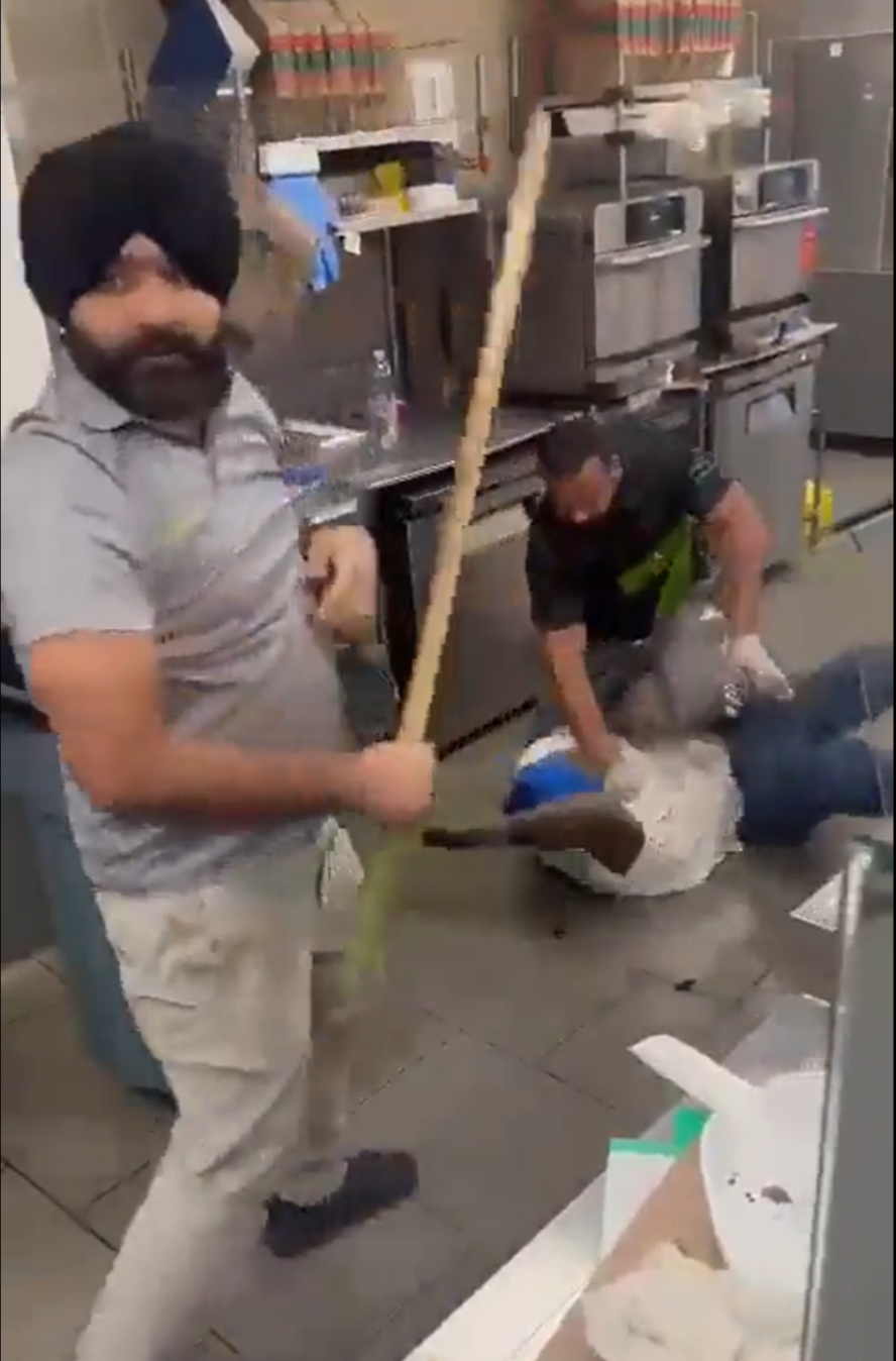 No charges against Sikh store employee who thrashed shoplifter in US No charges against Sikh store employee who thrashed shoplifter in US