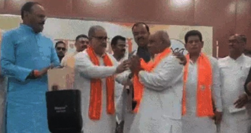 Several OBC leaders in UP join BJP 