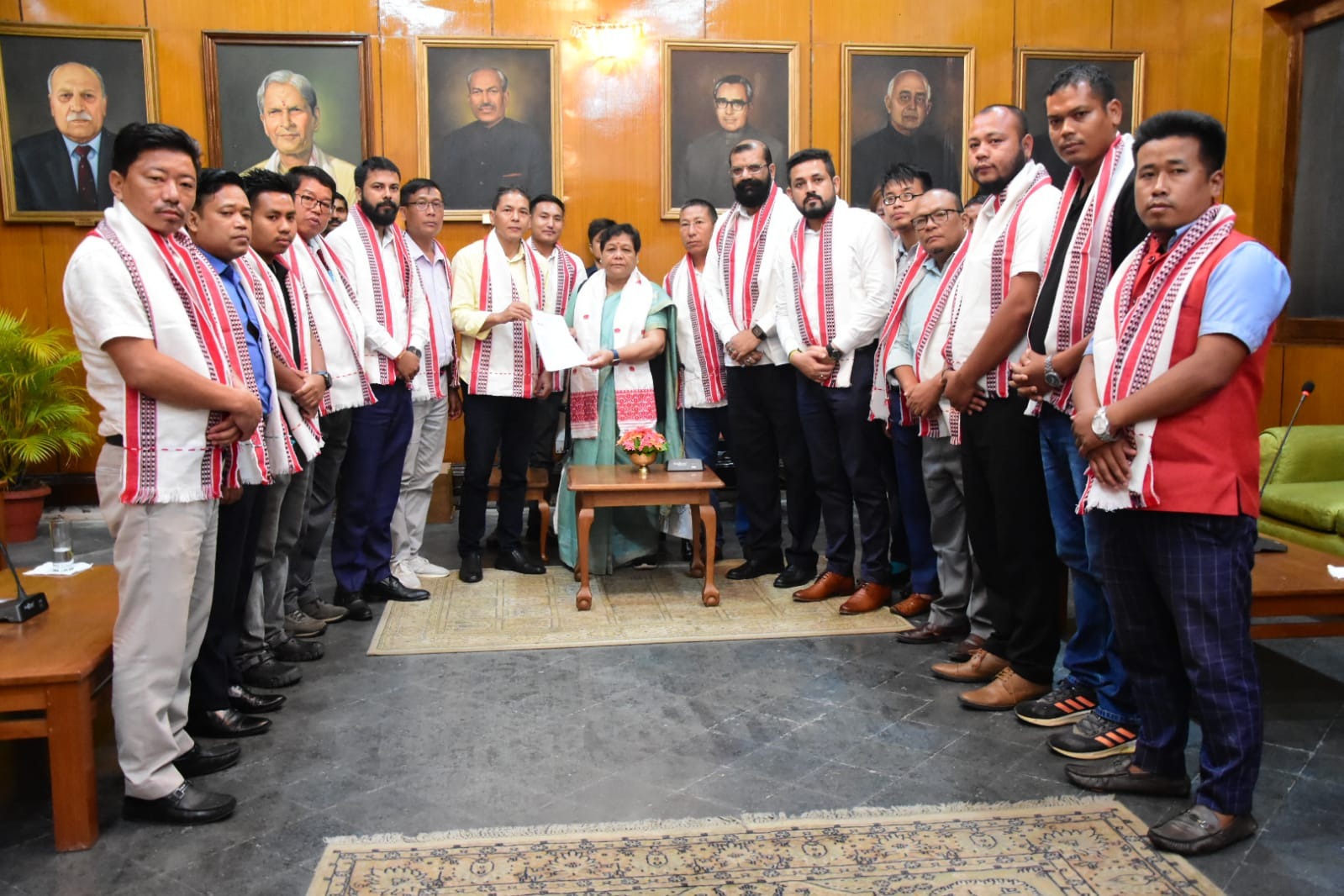  Ne Apex Student Body Urges Pm To Intervene In Manipur Crisis To Stop Long-term N-TeluguStop.com