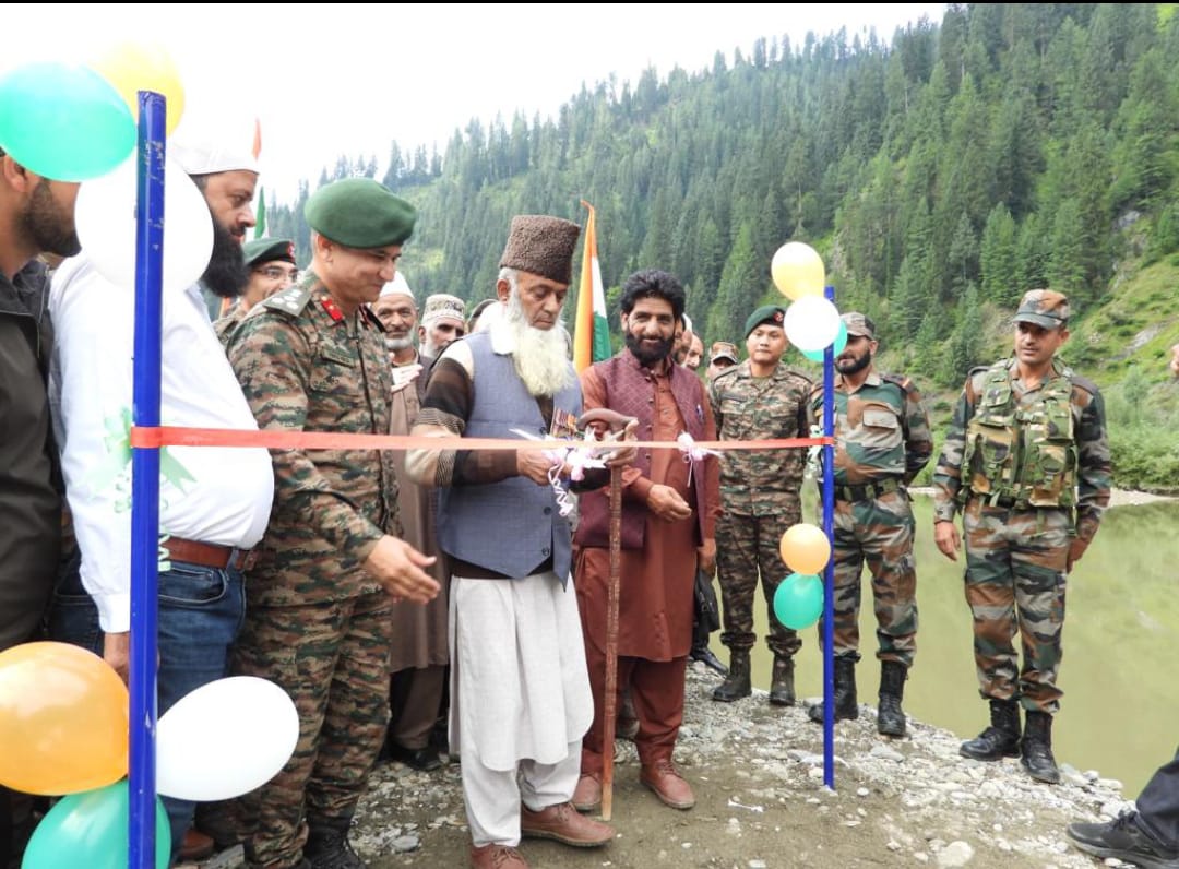  Army's I-day Gift To Residents Of Last Village On Loc In J&k's Machhal-TeluguStop.com