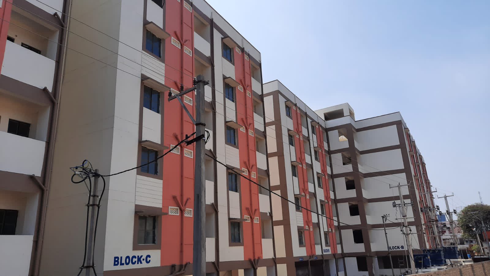 Distribution of 2BHK houses in Hyderabad to begin in a week