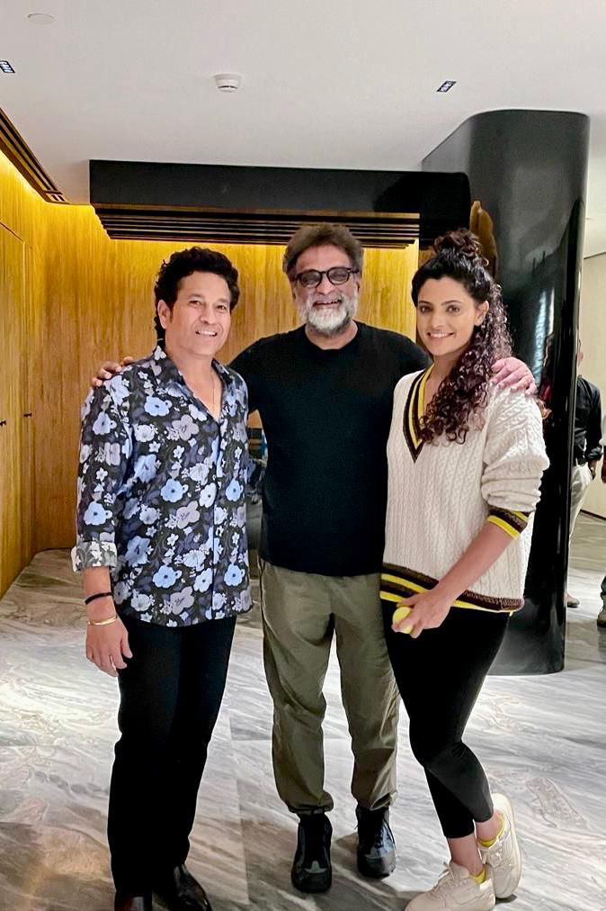  Saiyami Kher Impresses Sachin Tendulkar With Her 'ghoomer' Style Bowling-TeluguStop.com