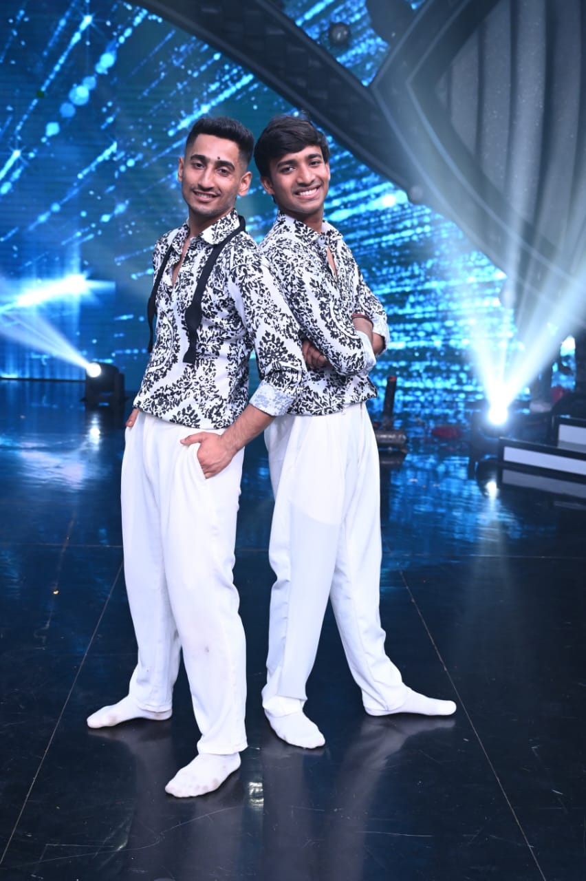 Terence Lewis Compares Contestant's Act In 'ibd 3' To Hollywood Dancers Fred Ast Terence Lewis Compares Contestant's Act In 'ibd 3' To Hollywood Dancers Fred Ast-TeluguStop.com