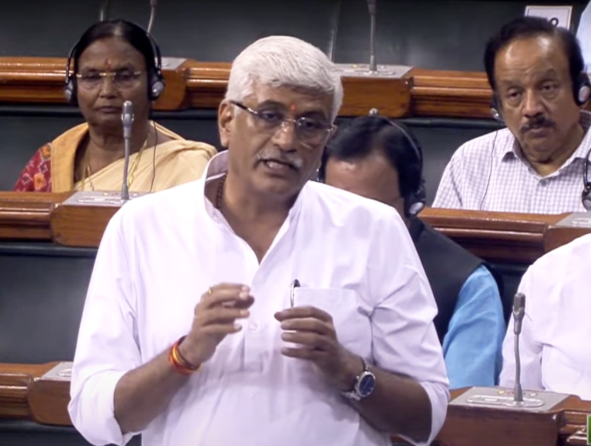 Will give Rs 46,000 cr but bring Rajendra Rathore's rule in Rajasthan: Shekhawat