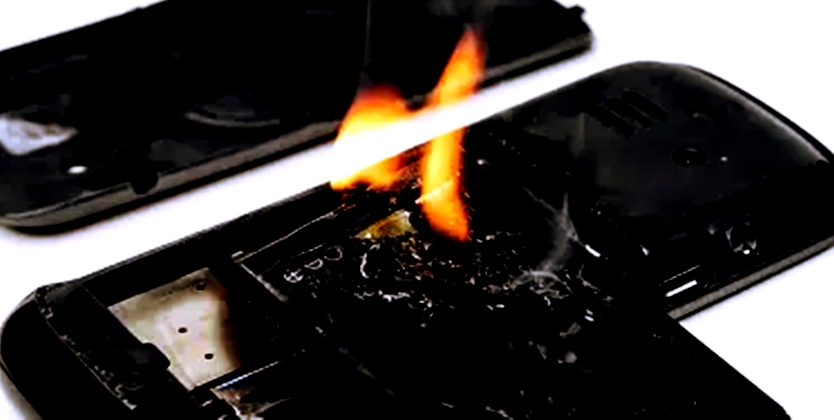 Up Man Injured As Mobile Phone Explodes In Pocket Up Man Injured As Mobile Phone Explodes In Pocket-TeluguStop.com