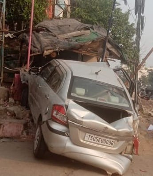Car driven by drunk youth kills one in Hyderabad