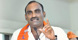  Cong Mlc Hariprasad Is An Anti-national, Not A Hindu: K’taka Bjp Mla-TeluguStop.com