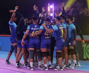 PKL 10: Bengal Warriors begin home leg against Gujarat Giants, issue rallying cry to fans PKL 10: Bengal Warriors begin home leg against Gujarat Giants, issue rallying cry to fans