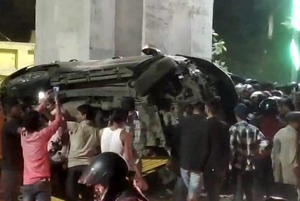 SUV driver pierced by iron rod after road accident in Patna