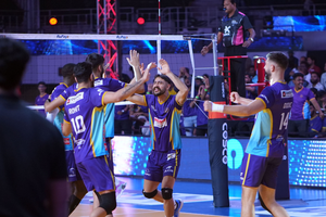 PVL Season 3: Delhi Toofans stun Ahmedabad Defenders in final league stage match