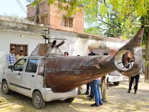 Police seize 'car copter' made with 'jugaad' in UP's Ambedkar Nagar Police seize 'car copter' made with 'jugaad' in UP's Ambedkar Nagar