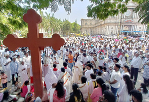 Christians gear up for Good Friday, Easter Sunday during Holy Week