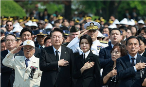 Yoon says S.Korea will never overlook N.Korea's 'despicable' provocations (Ld)