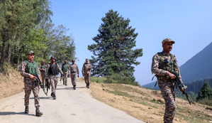 Firing exchanges between security forces & terrorists in J&K's Srinagar