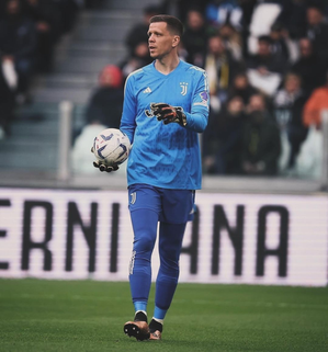 Polish goalkeeper Szczesny proud after his debut for FC Barcelona Polish goalkeeper Szczesny proud after his debut for FC Barcelona