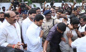 Jagan slams Naidu govt; accuses it of repression of farmers