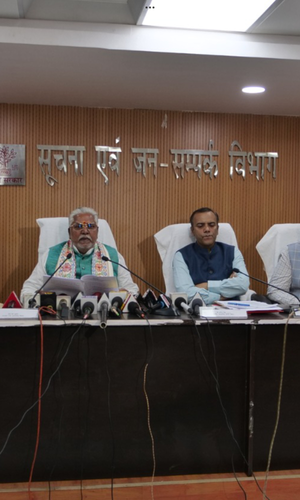 किशोरावस्था में मातृत्व से निपटना महिला सम्मान के लिए जरूरी, जामिया के कार्यक्रम में बोले शिक्षाविद्