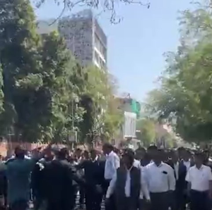 Ruckus at Ajmer court over lawyer's murder, advocates clash with cops