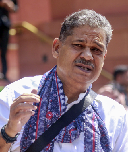 बी. सुदर्शन रेड्डी विपक्ष के उम्मीदवार हैं, किसी के पिट्ठू बनकर नहीं रहेंगे : टीएमसी सांसद कीर्ति आजाद