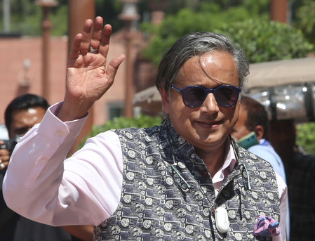 Cong proposed 4 names for India's anti-terror global outreach; Tharoor didn't figure in list Cong proposed 4 names for India's anti-terror global outreach; Tharoor didn't figure in list