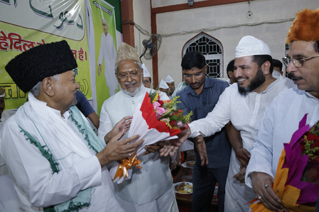 Bihar CM attends Iftar party at Haj Bhawan in Patna