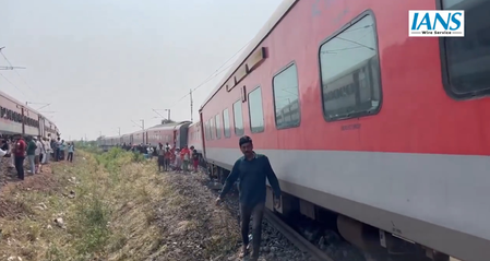 Odisha: Railways to inquire into derailment of Kamakhya Express