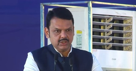Aurangzeb's tomb a protected monument, but won't allow its glorification: CM Fadnavis