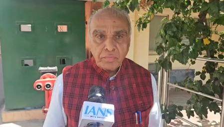 Akhilesh Yadav should read our report: Pal slams SP chief for opposing Waqf Bill