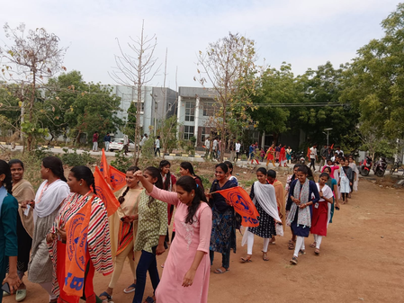 Telangana forms ministerial group to resolve land row