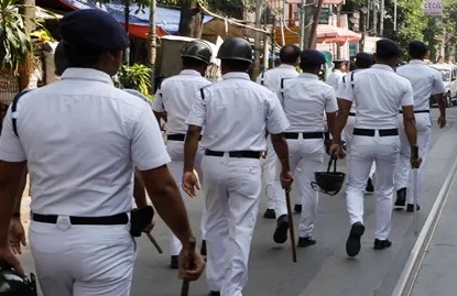 Pressure mounts on Bengal Police to check over 5,000 firecracker factories declared illegal