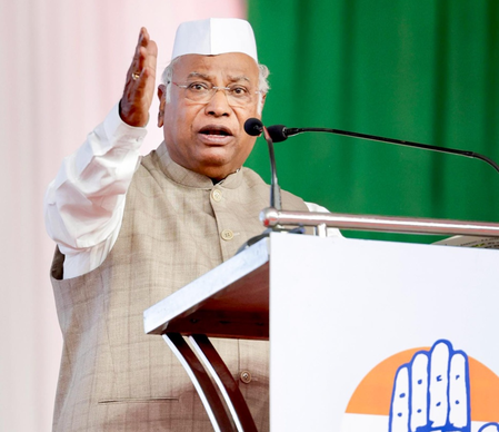 'EVM manipulation, institutional decay', Kharge slams Modi govt at Cong session 'EVM manipulation, institutional decay', Kharge slams Modi govt at Cong session