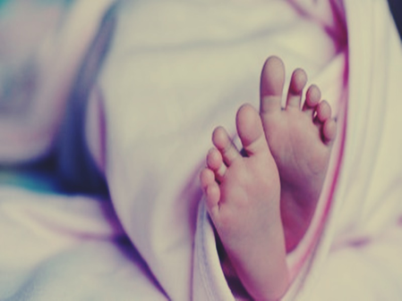 Underweight quadruplets born in Bhopal hospital, one critical Underweight quadruplets born in Bhopal hospital, one critical