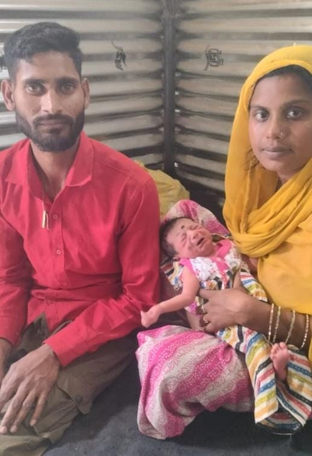Gurugram: Police help pregnant woman reach hospital in 17 mins Gurugram: Police help pregnant woman reach hospital in 17 mins