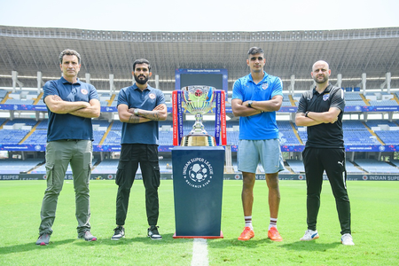 Powerhouse Mohun Bagan take on spirited Bengaluru with Cup on the line in the final of the Indian Super League (ISL) 2024-25 at the Vivekananda Yuba Bharati Krirangan (VYBK) in Kolkata on Saturday (April 12. Photo credit: AIFF). 