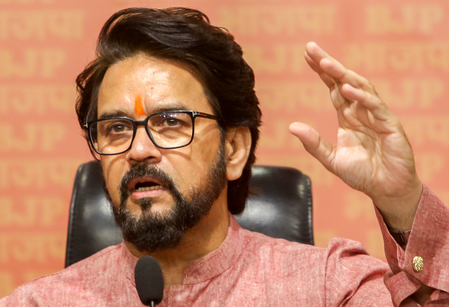‘Have been caught stealing again’: Anurag Thakur attacks Cong, Gandhis over Herald case (Ld)
