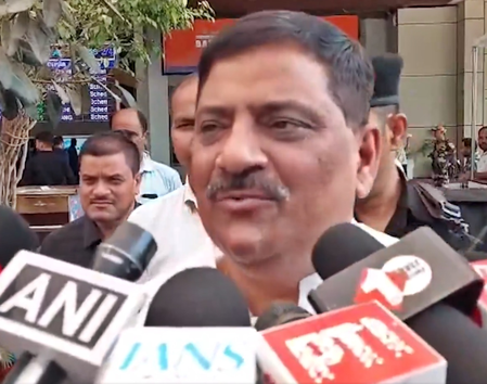 First explain land-for-jobs scam: JD(U) leader Sanjay Jha hits back at Tejashwi