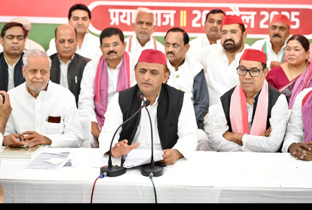 भाजपा की पूरी सरकार ही प्रोपेगेंडा पर चल रही : अखिलेश यादव
