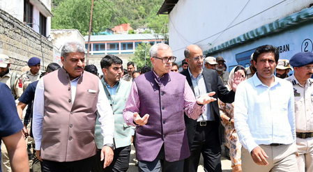 Omar Abdullah sends ministers across country to ensure safety of J&K residents