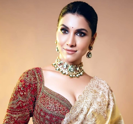 Rukmini Maitra’s ‘Binodiini Ekti Natir Upakhyan’ to be premiered at 8th London Bengali Film Festival 