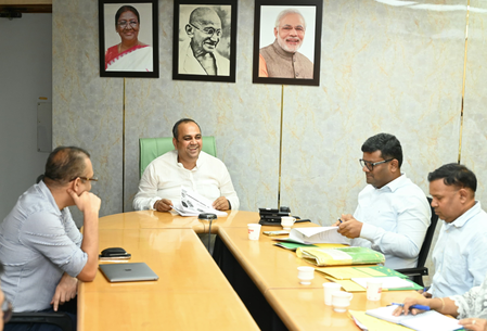 Summer plan: 'Jal Doots' to provide drinking water to commuters at Delhi bus stops