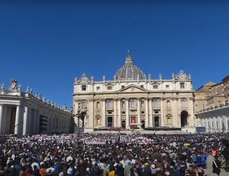 Over two lakh people, top world leaders attend funeral ceremony of Pope Francis at Vatican Over two lakh people, top world leaders attend funeral ceremony of Pope Francis at Vatican